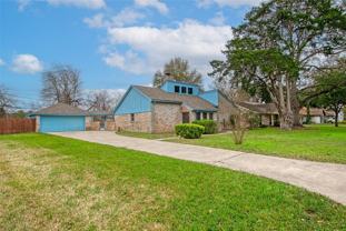 414 N Pecan Dr - Photo 1 of 1
