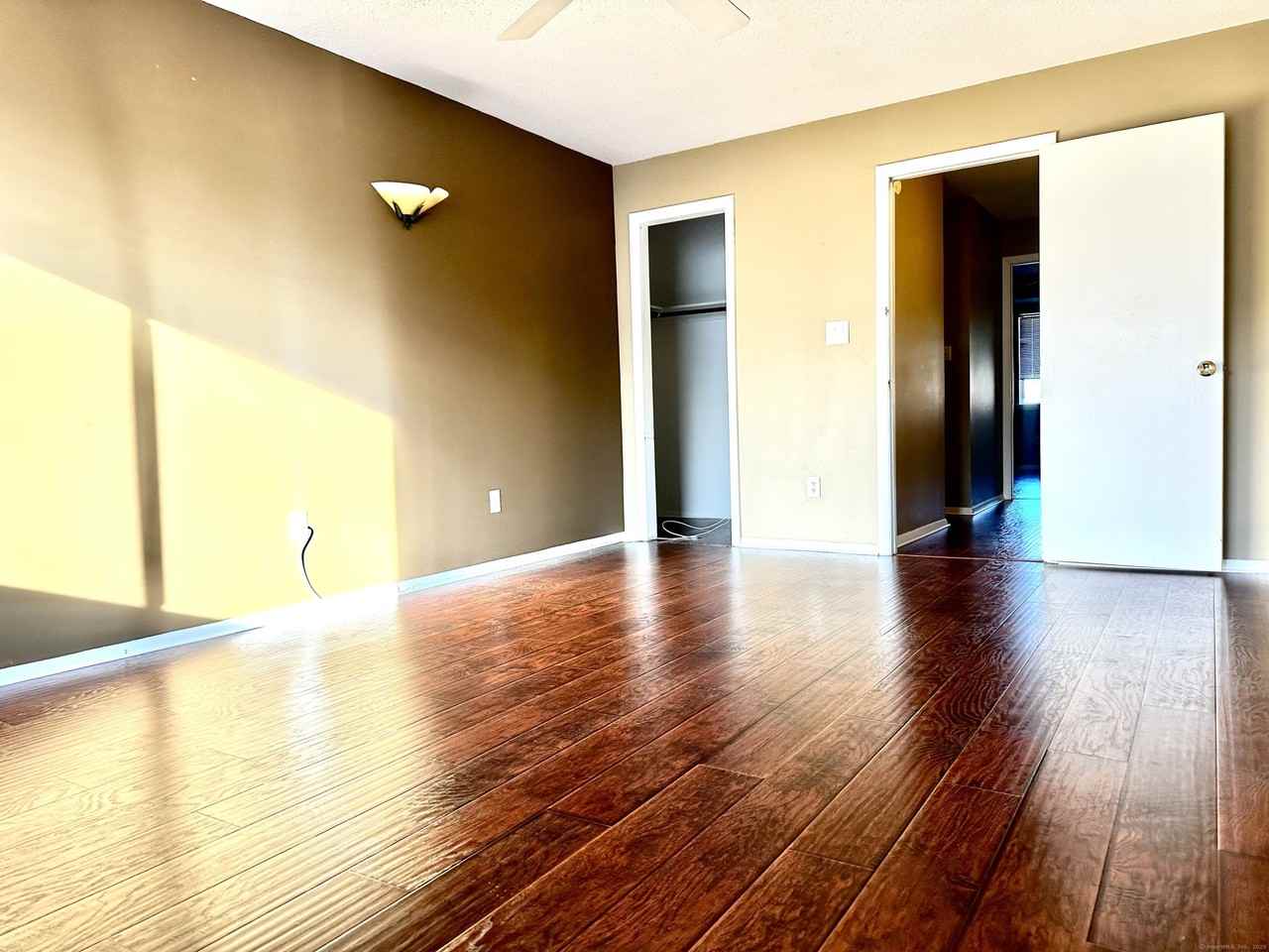 85 Cypress Rd - Photo 5 of 13