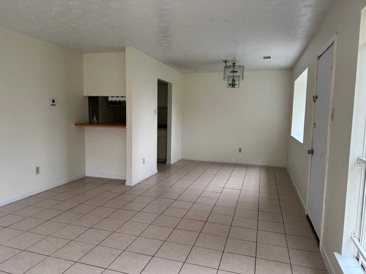 8339 E Ridge Dr - Photo 6 of 17