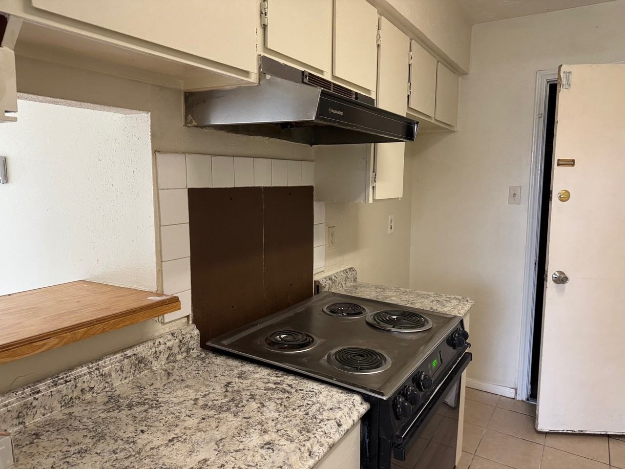 8339 E Ridge Dr - Photo 7 of 17