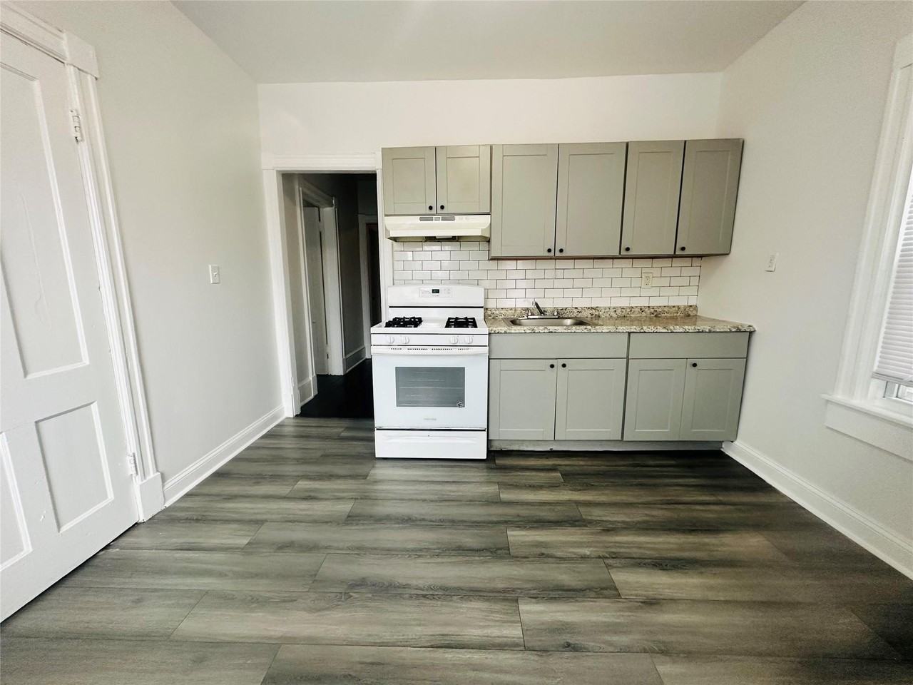 80 N Hamilton St - Photo 2 of 16