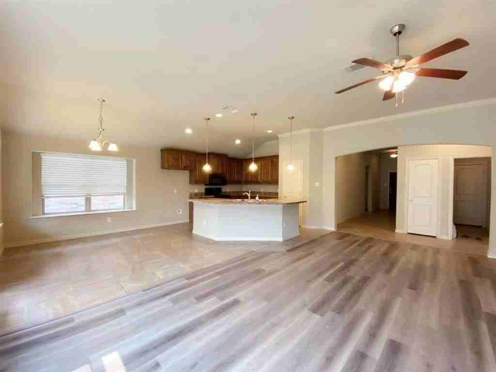 214 Timber Drive - Photo 6 of 36