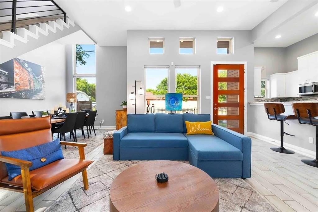 3807 Vilbig Rd - Photo 2 of 40