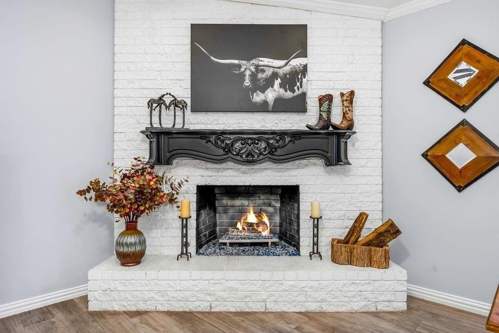 3330 Timberview Rd - Photo 5 of 39