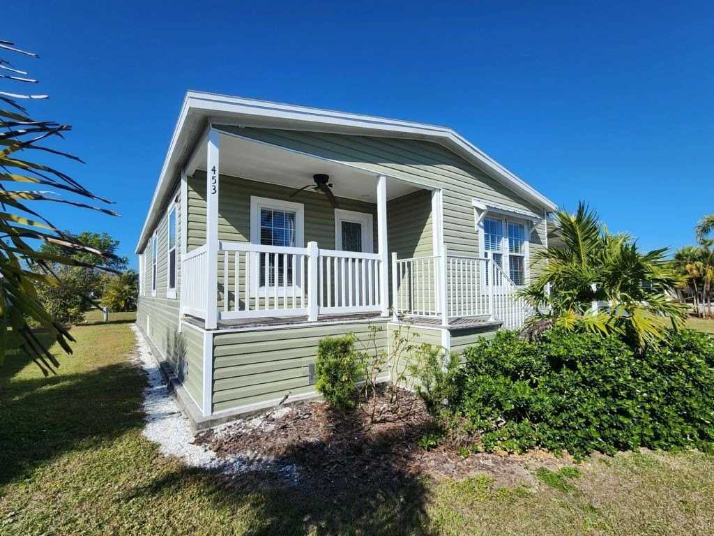 453 Emden Street #0453 - Photo 4 of 20