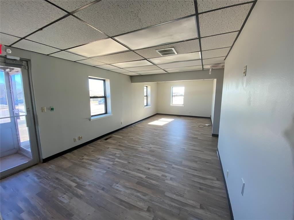 108 W 12th St - Photo 4 of 9