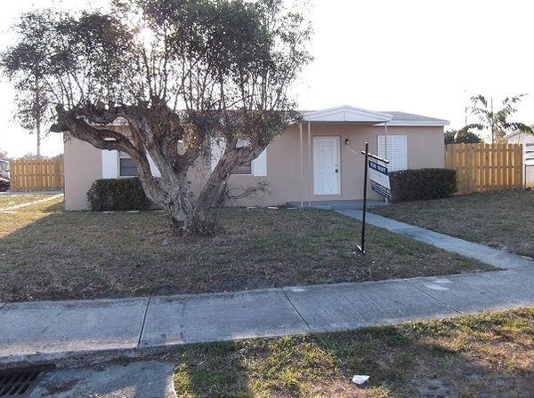 16000 NW 18th Ct - Photo 2 of 14