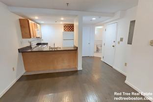 28 Queensberry St #B - Photo 1 of 1