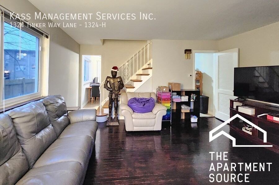 1324 Tinker Way #B - Photo 6 of 14