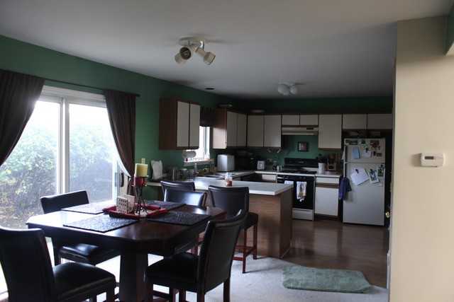 5820 Delaware Ave - Photo 3 of 11