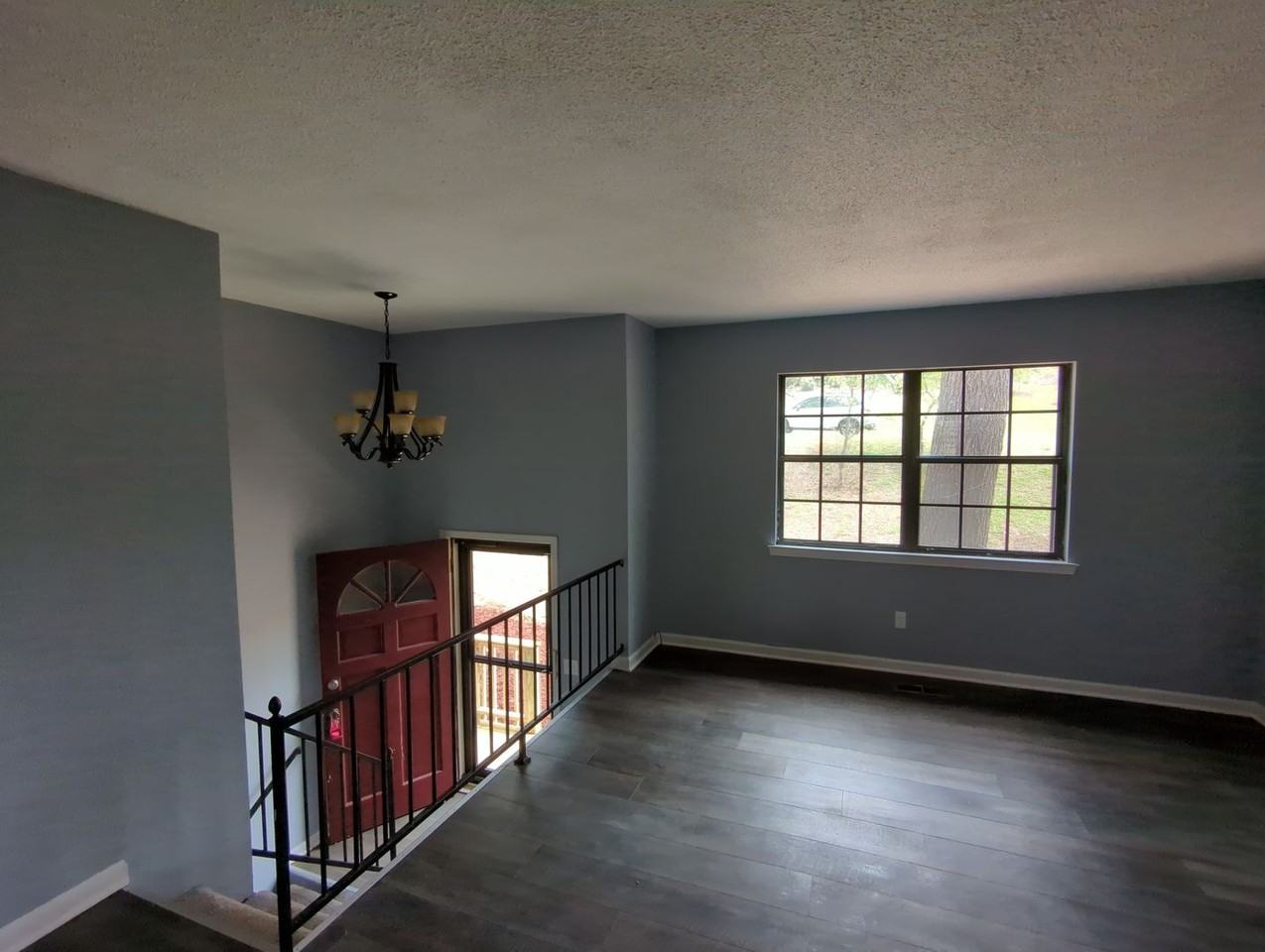 1605 Wendy Cir - Photo 7 of 21