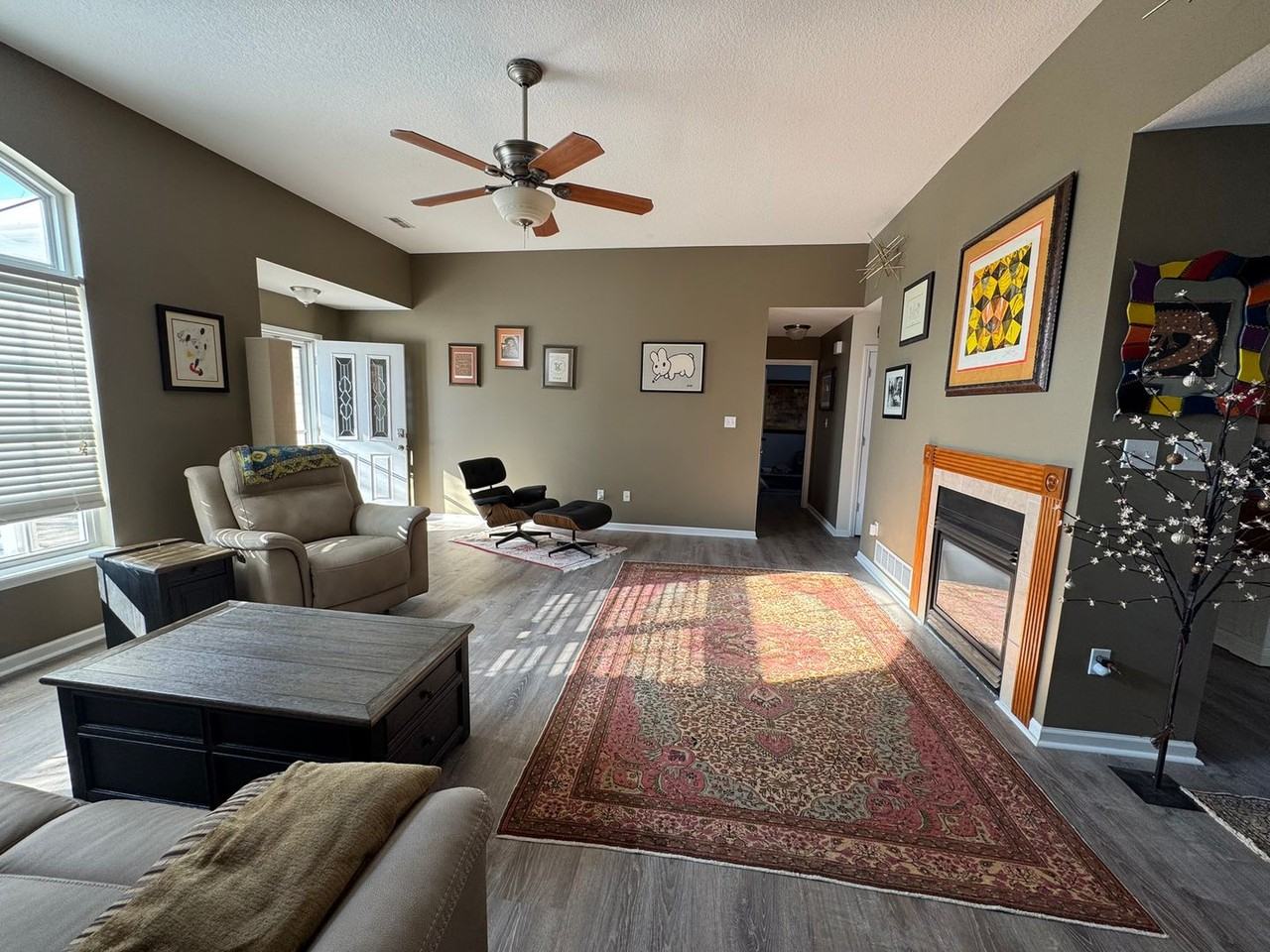 2603 Oakfield Dr - Photo 6 of 32