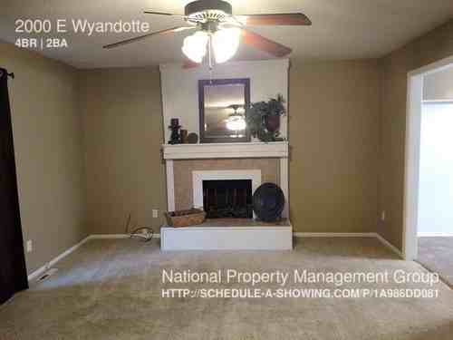 2000 E Wyandotte St - Photo 2 of 16