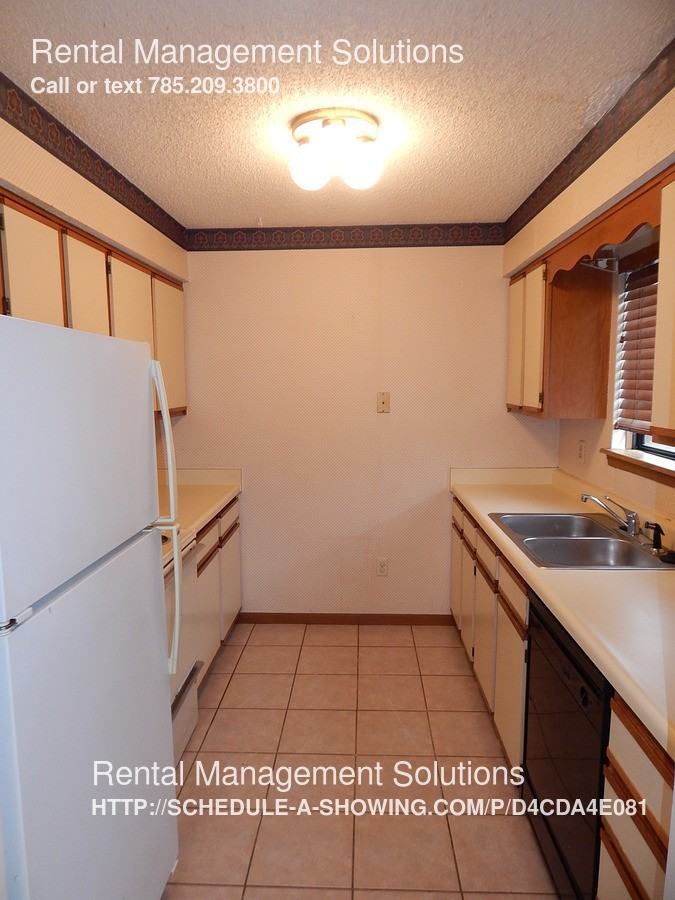 6038 SW 25th St - Photo 3 of 9