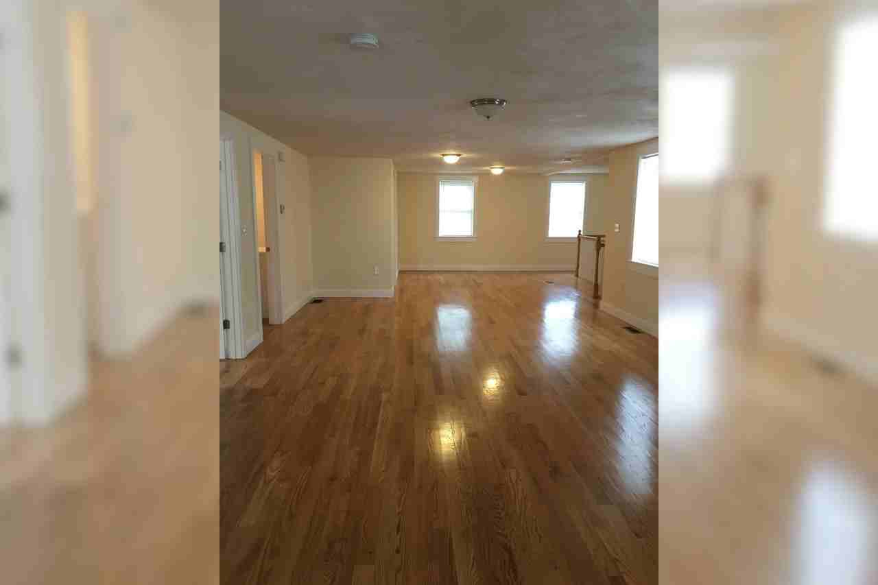 69 Varney St - Photo 3 of 10