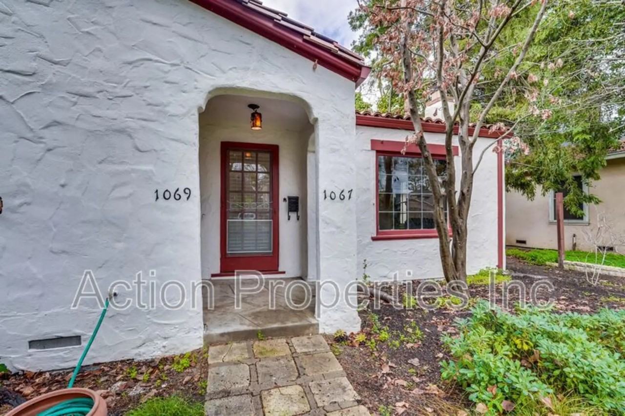 1067 Willow Glen Way - Photo 2 of 22