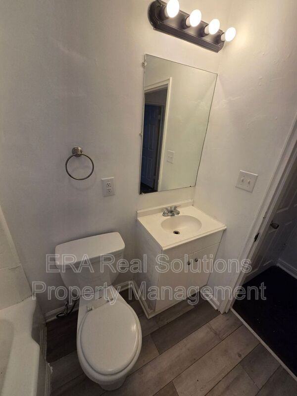 255 S Chase Ave #B - Photo 3 of 19