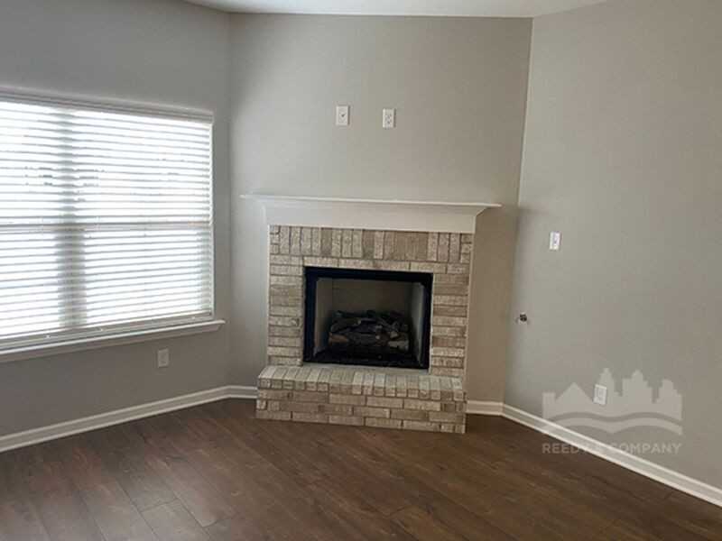 7699 Canyon Ridge Cv - Photo 3 of 17
