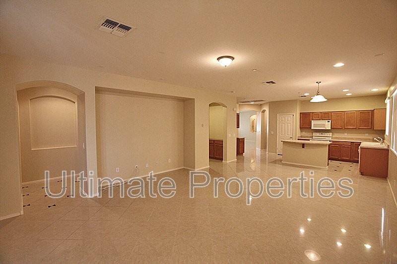 12082 W Dove Wing Way - Photo 2 of 14