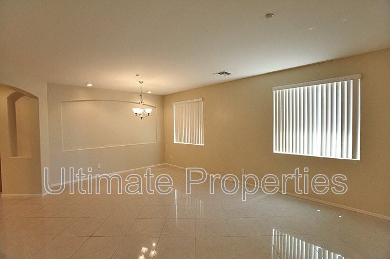 12082 W Dove Wing Way - Photo 3 of 14