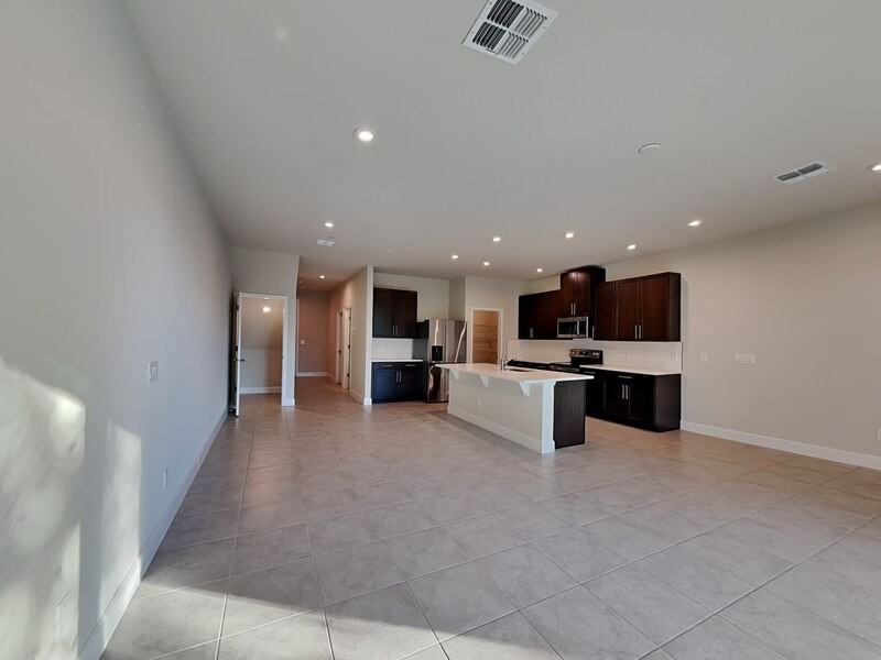 1942 Holden Ridge Ln - Photo 5 of 20