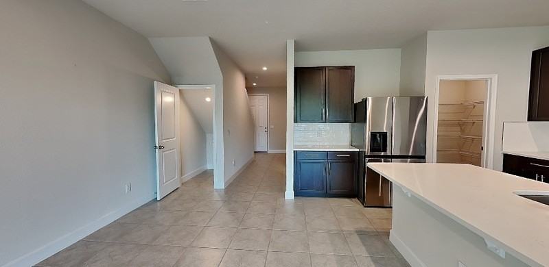 1942 Holden Ridge Ln - Photo 7 of 20