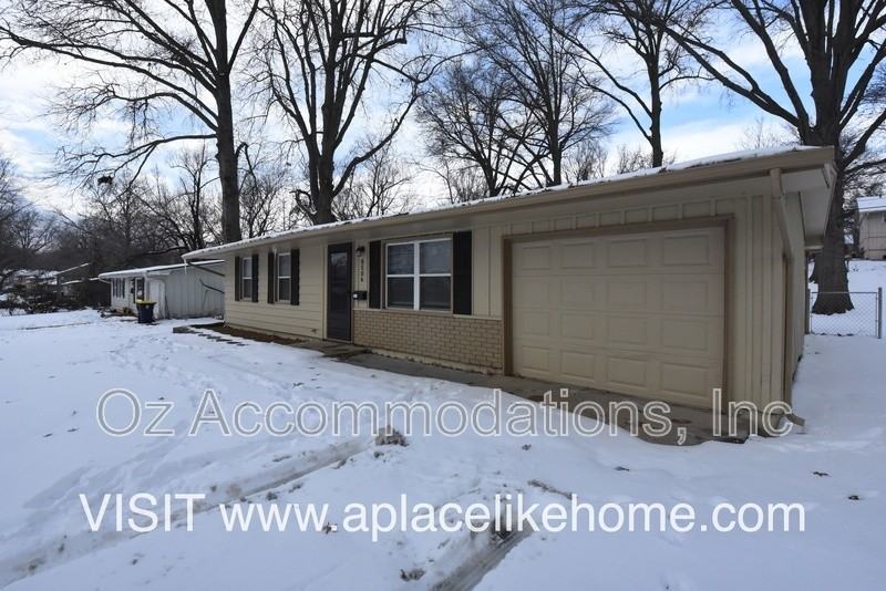 8506 E 91st Ter - Photo 3 of 20
