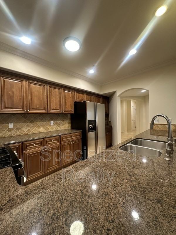 10921 Whipple St #204 - Photo 6 of 18