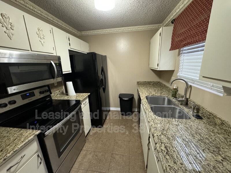44 Phlox Dr - Photo 7 of 11