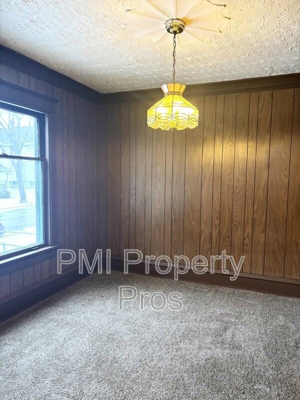 3308 N 11th St - Photo 3 of 13