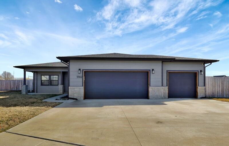 5502 S Victoria Ct - Photo 2 of 35