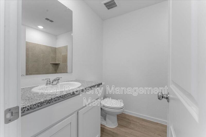 1821 Pentro Pkwy - Photo 4 of 20