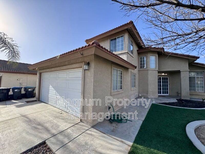 40475 Crystal Aire Ct - Photo 5 of 49