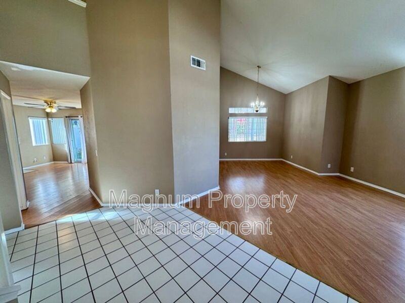 40475 Crystal Aire Ct - Photo 7 of 49