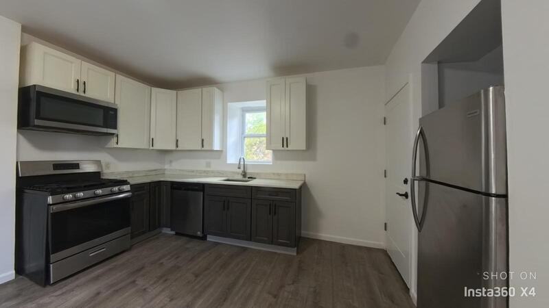 90 E Johnson St #1RR - Photo 7 of 13