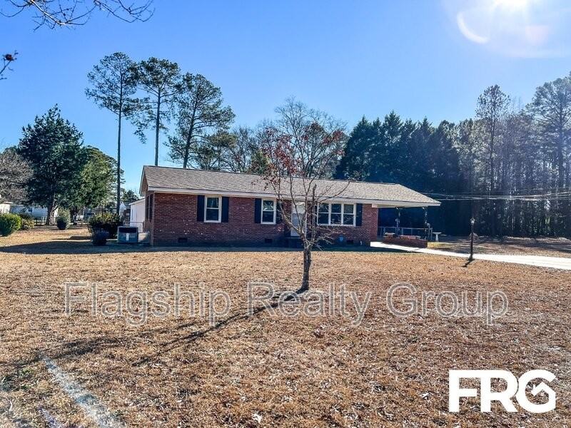 118 Nancy Dr - Photo 2 of 32