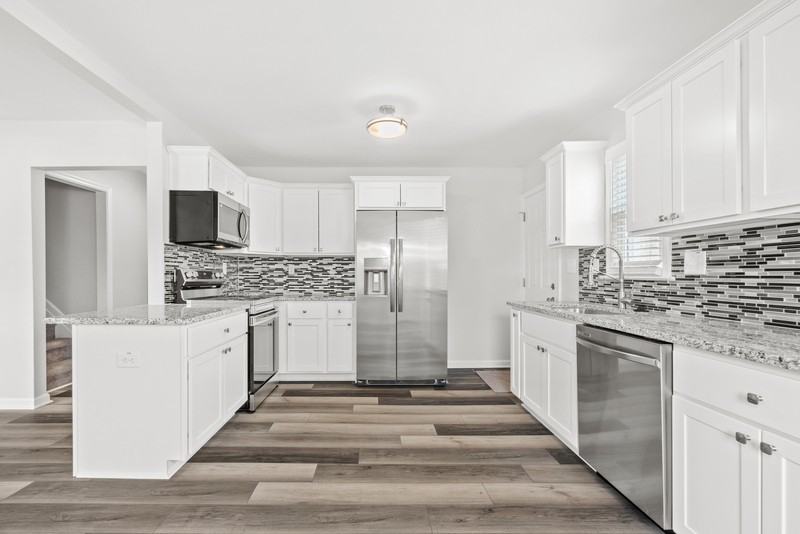 3405 Somme Ave - Photo 3 of 31