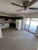 featured image of 201 E Woodlawn Ave #18