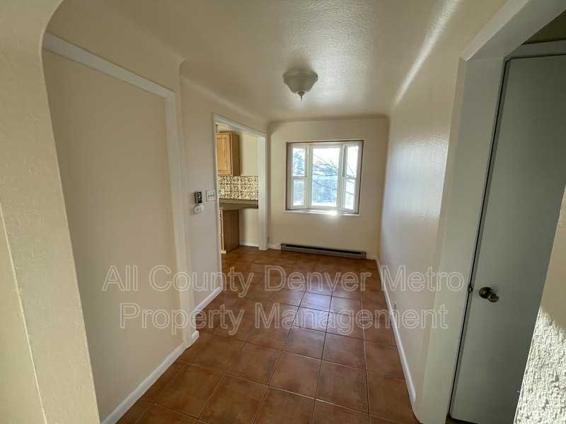 2316 East St - Photo 5 of 16