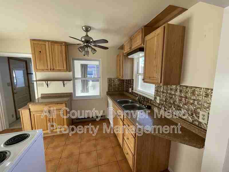 2316 East St - Photo 6 of 16