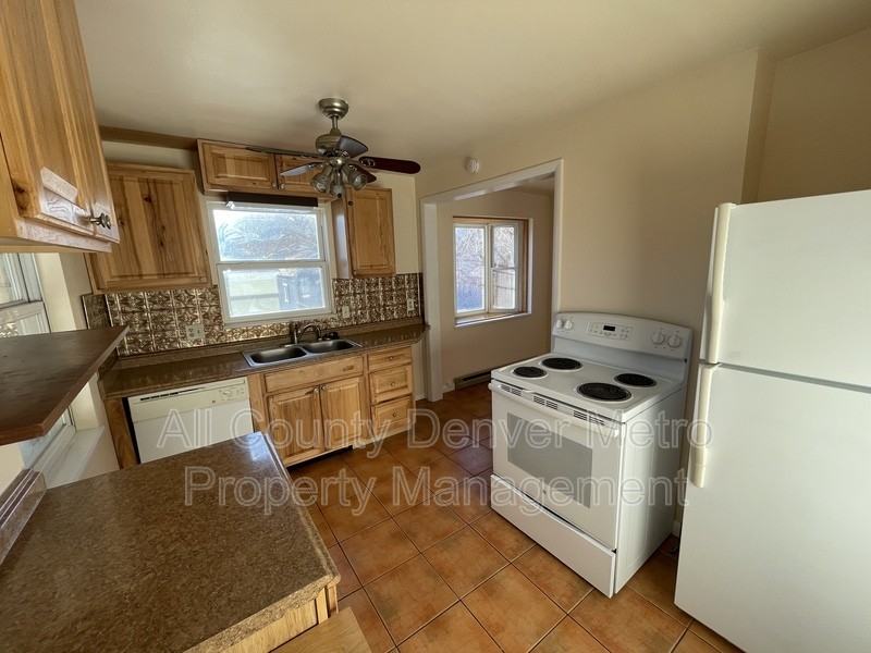 2316 East St - Photo 7 of 16