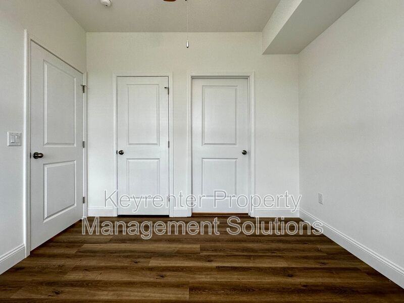 3445 Lee Hwy #304 - Photo 6 of 9