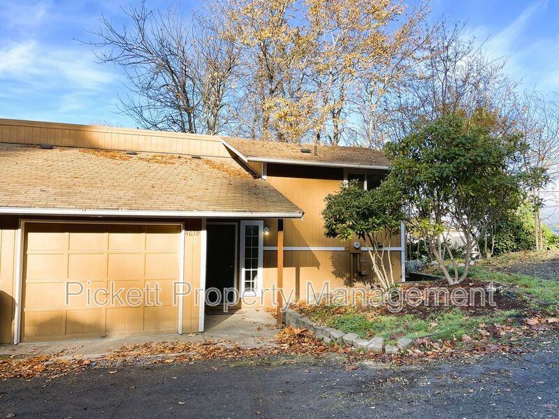 4619 Beach Dr E - Photo 3 of 19