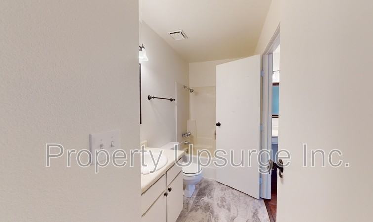 3080 Catalpa Ct - Photo 5 of 16