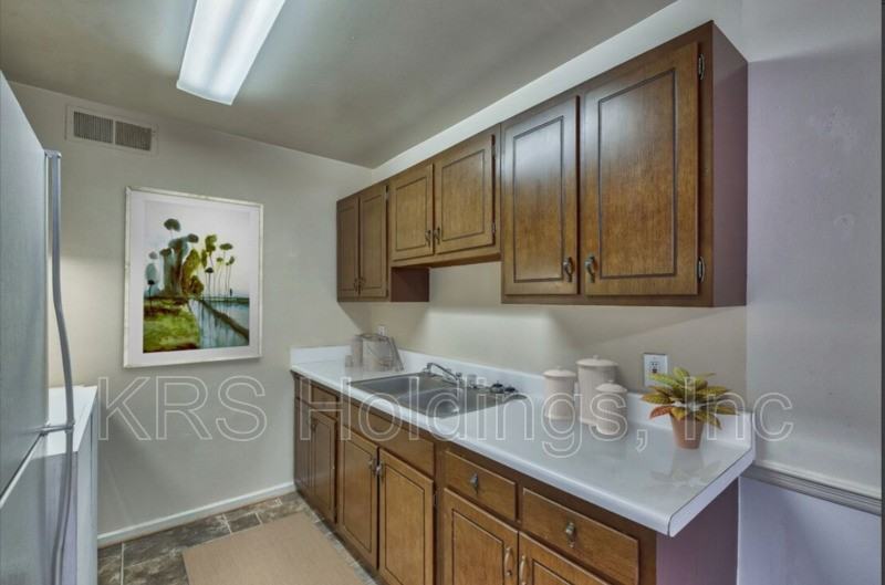7746 Colonial Point Ln #26B - Photo 2 of 7