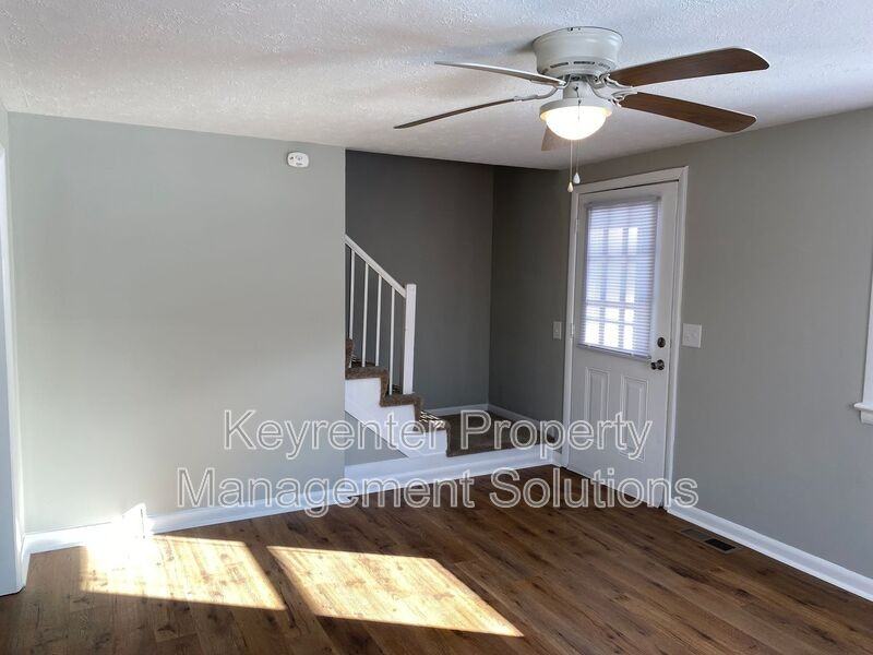 255 S Winchester Ave - Photo 2 of 23