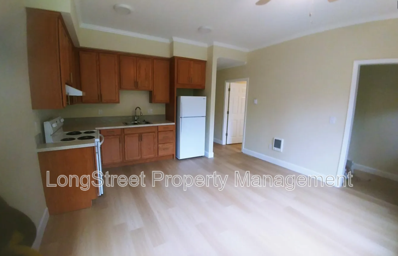 2625 Ne Clackamas St #1 - Photo 6 of 19