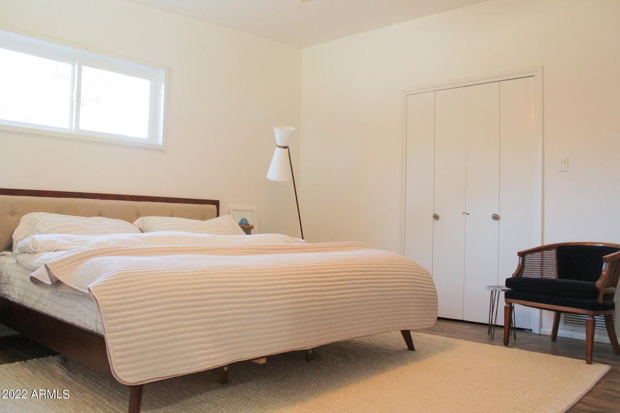 2107 S Ventura Dr - Photo 5 of 35