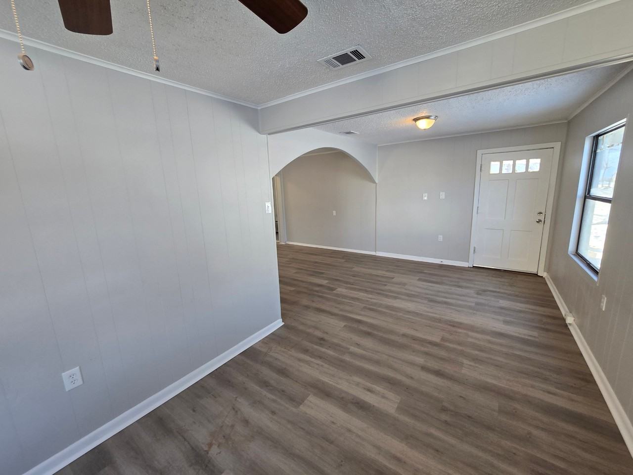 3426 Frank St - Photo 2 of 14