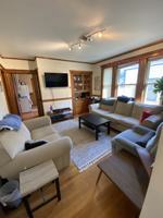 featured image of 36 Iroquois St #2